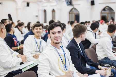 Представителей активной молодежи приглашают на встречу с Радием Хабировым