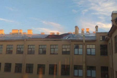 В Санкт-Петербурге обрушились крыша университета и перекрытия пяти этажей