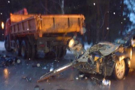 В Башкортостане при столкновении с «КамАЗом» погибла пассажирка Mitsubishi Outlander