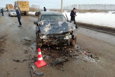 В Башкортостане на трассе столкнулись две "десятки": погиб один водитель