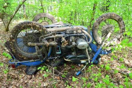 В Башкортостане в лесу найден погибший в ДТП мотоциклист