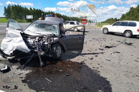 Не уступил дорогу: на перекрестке в Башкортостане в ДТП погибла женщина