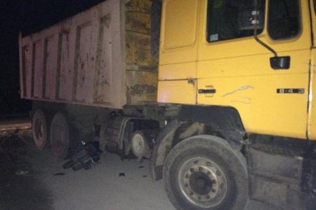 В Башкортостане подростки на мопеде оказались под колесами грузовика