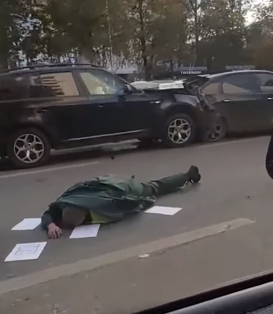 В Уфе пьяный водитель на БМВ сбил пешехода и устроил массовую аварию