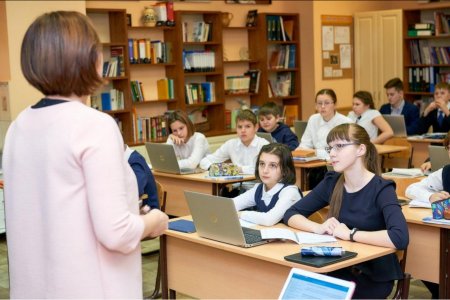 В Башкортостане учителям планируют платить по 50 тысяч рублей за подготовку стобалльников
