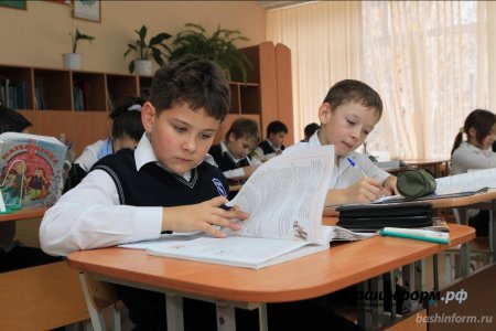 В Башкортостане за сутки поступило 6700 заявлений на запись в первый класс