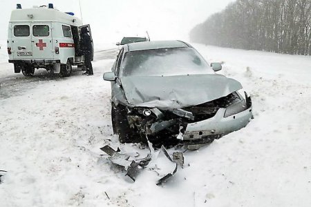 В Башкортостане столкнулись два автомобиля: погибла 43-летняя женщина