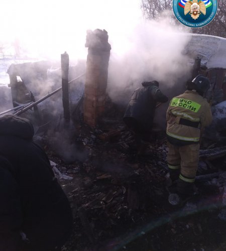 В Башкортостане в сгоревшей постройке найдены тела двух мужчин