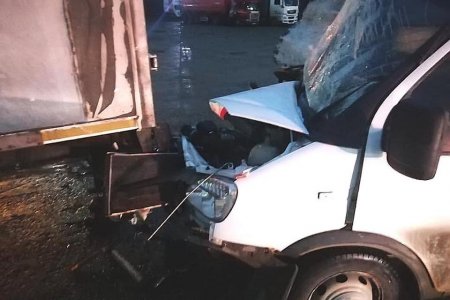В Башкортостане пассажир грузовой «ГАЗели» скончался в больнице после столкновения с фурой